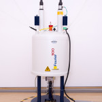 300 MHz核磁共振儀(300 MHz NMR, Nuclear Magnetic Resonance Spectrometer)
