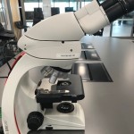 Microscopes Leica DM500 column 15